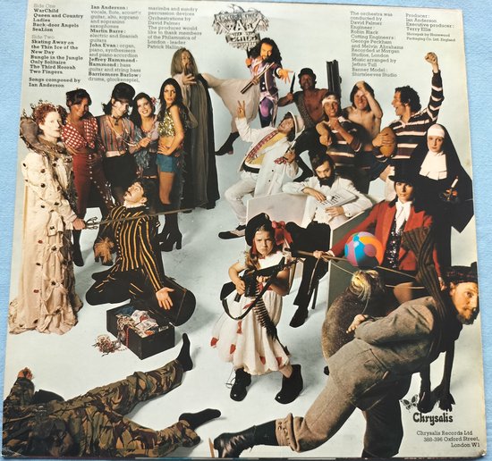Jethro Tull - War Child (1974) LP= als nieuw