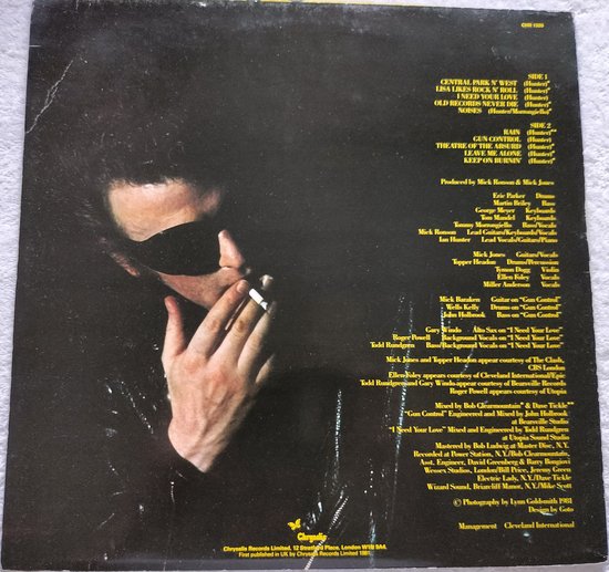 Ian Hunter - Short Back N' Sides (1981) LP - Paar haarlijntjes