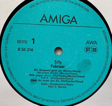 SILLY FEBRUAR 1989 LP is in Nieuwstaat Hoes zie Foto's.