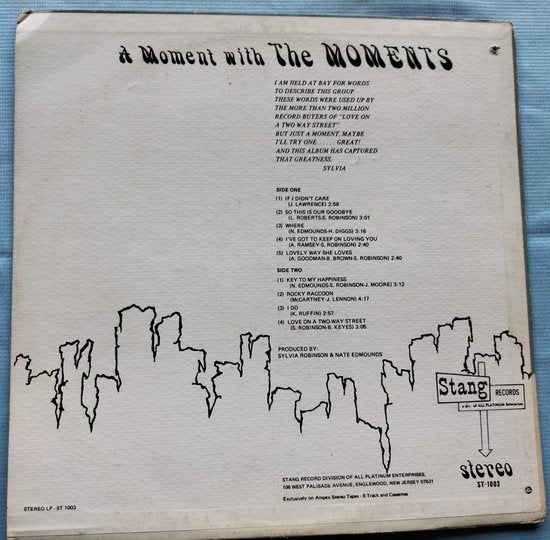 The Moments - A Moment with the Moments (1970) LP = als nieuw
