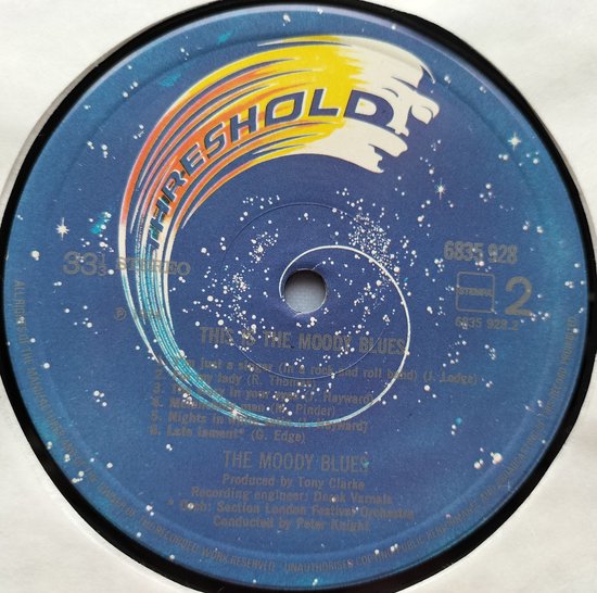 The Moody Blues - This Is The Moody Blues (1974) 2XLP zijn als nieuw