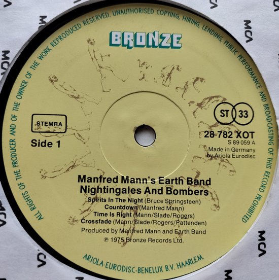 Manfred Mann's Earth Band - Nightingales & Bombers (1975) LP = als nieuw