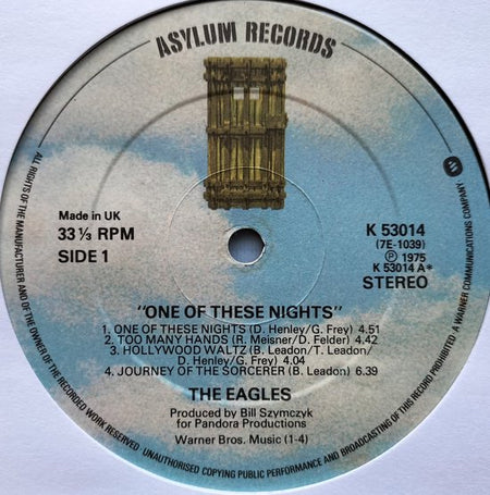 Eagles – One Of These Nights (1976) LP heeft een paar haarlijntjes